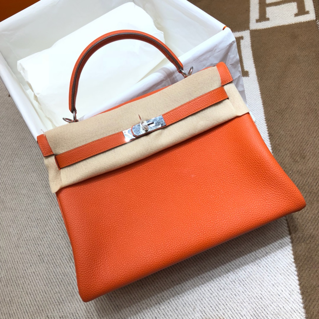 Hermes Kelly 32cm Handbag Shoulder Bag in Orange Togo Leather